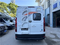 上汽大通 2022款V90长轴高顶B型房车