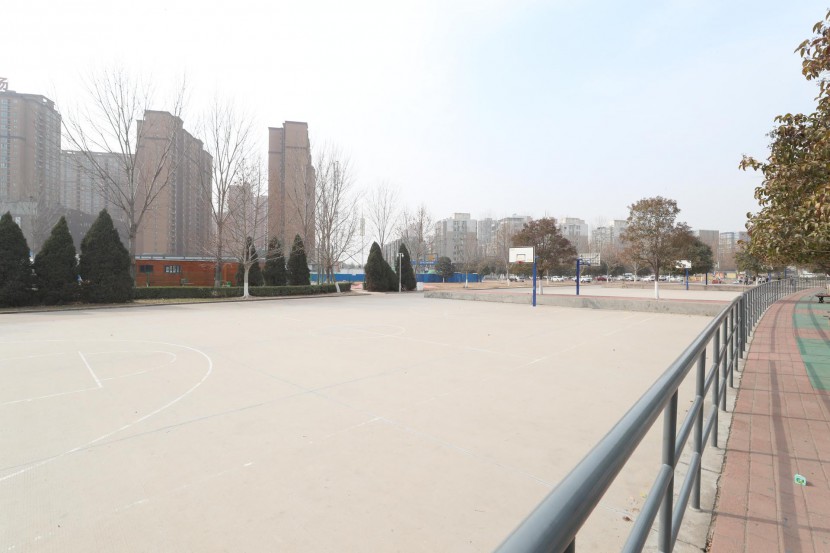 3.31郑州房车展场地河南省体育中心 WLH_3337