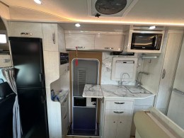 戈士达房车 C型