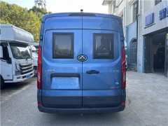 上汽大通 V90