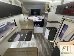 天柱山牌 2024 款上汽跃进H500 2.8T C 型轻卡房车