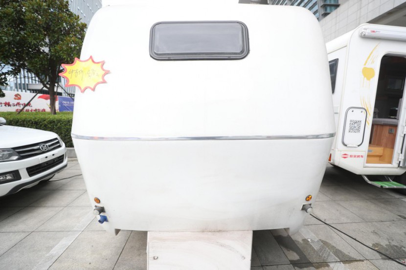 11.23杭州房车展双景房车再推出多款经济实惠可上牌拖挂、B型、C型房车给广大消费者23f7e129448644d4a9241d00c2491d00