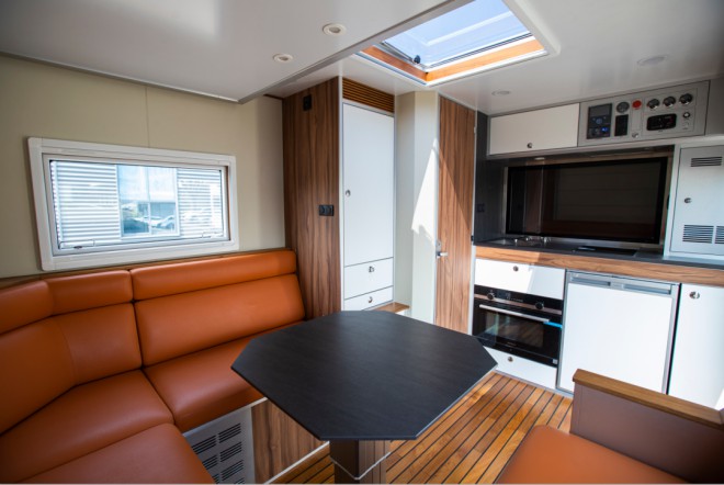 德野诺玛迪森“撼路者”U4023：“铁汉”更“柔情”，真越野，真房车