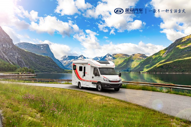 金冠宾歌CX500依维柯C型无拓展房车6座202104080948172369741