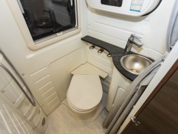 宇通 2021款2021款C533旗舰版双拓展