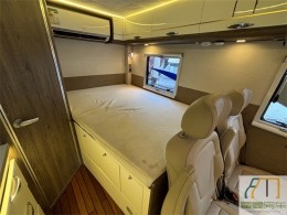 依维柯 2019款阿娜亚欧胜小额头房车