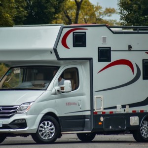 2019款博微全铝板C型房车 全铝板车身U型卡座C型