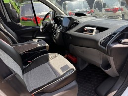江铃房车 2020款小野牛 六座白色