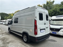 上汽大通 21款大通V90 B型房车