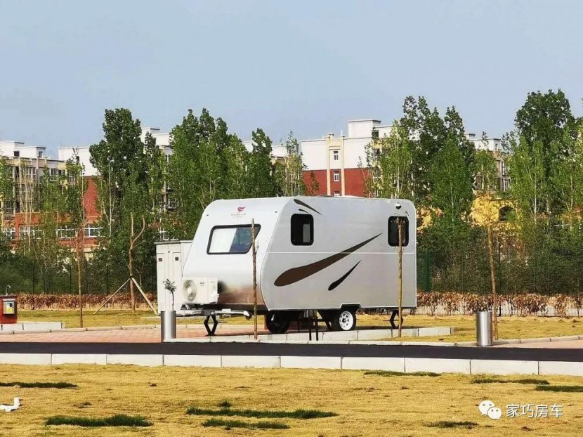 6.5洛阳房车展家巧房车携最新款营地房车亮相旅居产业百家争鸣fd68fb412cde46058bb07927e1219e6a