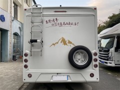 依维柯 23款吉野C型房车