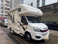 瑞弗房车 2019款V800