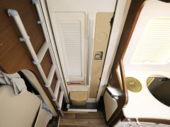 339A8742