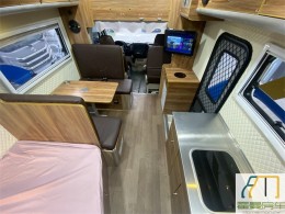 亚星房车 2021款C型自动挡房车