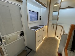 2024款歌睿途大通V90 C型 小型旅居车