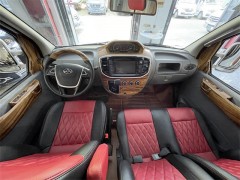 2020款 程力大通V80 2.5T 柴油 长轴 B型房车 程力威牌