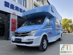 上汽大通 2017款上汽大通RV80 2.5T自动挡C型旅居房车