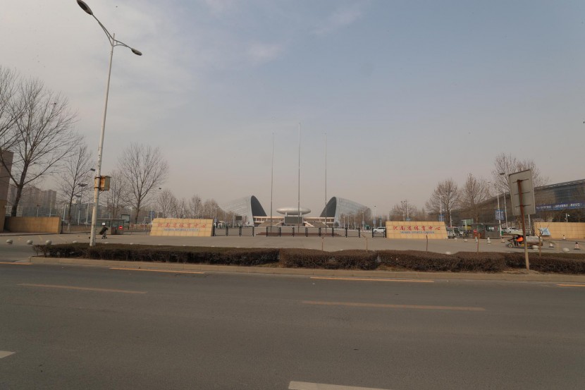 3.31郑州房车展场地河南省体育中心 WLH_3182