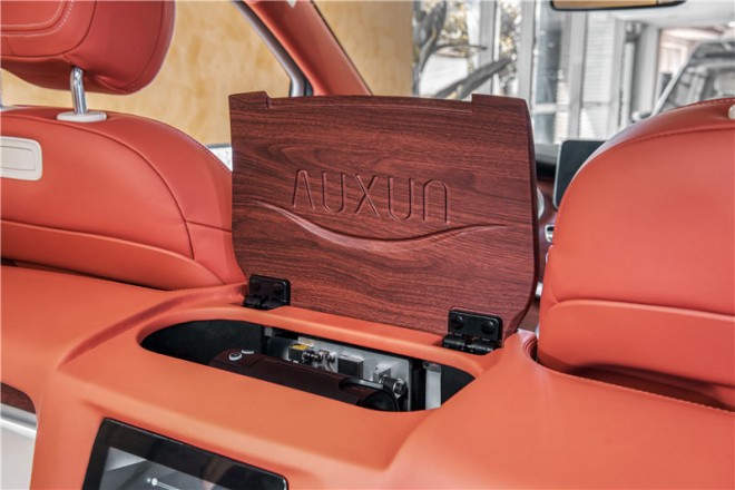 【傲旋大白鲨】奔驰V260半隔断「AUXUN」202008050921172348