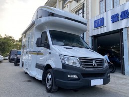 亚星 19款C型房车