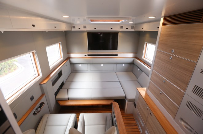 德野诺玛迪森“领航者M”：驭山逐海，擎天撼地