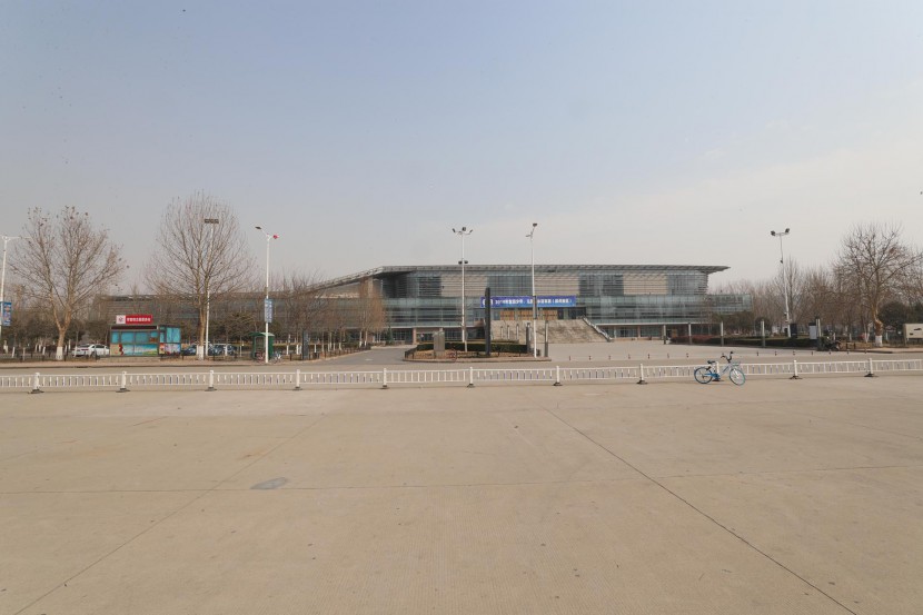 3.31郑州房车展场地河南省体育中心 WLH_3134