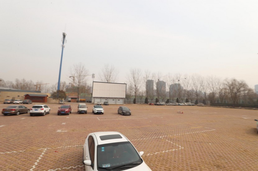 3.31郑州房车展场地河南省体育中心 WLH_2828