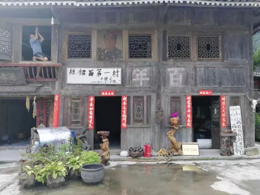 探秘苗族部落，感受苗族风情，宇通房车探索之旅！049f2274237c4d0cb79bc766e50b4ac4