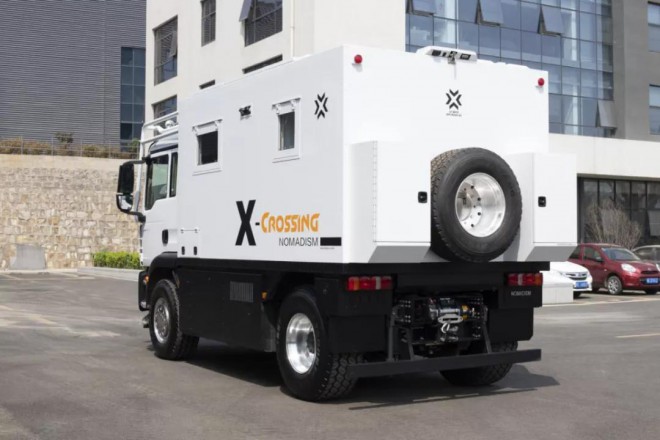 诺马迪森新款“驰骋者”——不超六米的C本蓝牌越野房车e3c8a0a3951446c88f19455d8369c394