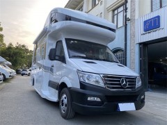 亚星 21款C型房车