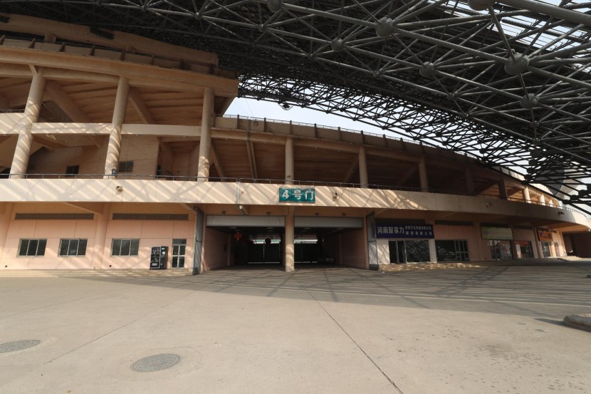 3.31郑州房车展场地河南省体育中心 WLH_3484