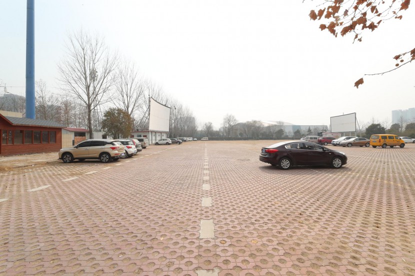 3.31郑州房车展场地河南省体育中心 WLH_2795