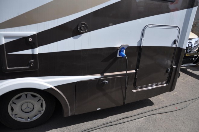 直降50万！独家团购108万即可抢购158万春田奔驰斯宾特524顶配房车 DSC_0154