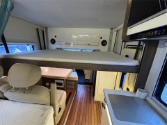 2019款阿娜亚依维柯欧胜C型小额头房车 依维柯