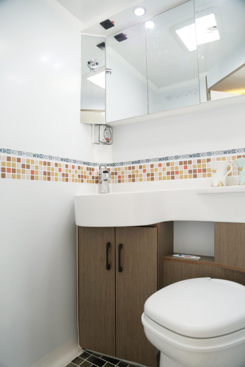 中道房车 大通T60 峻道 房车 （白色）34.8万元 图片13