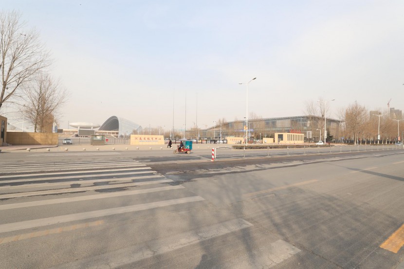 3.31郑州房车展场地河南省体育中心 WLH_3689