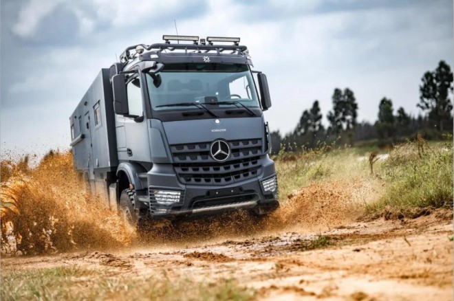 引领豪华越野房车的主流8d5bc08303ea4d279221118f62b614af