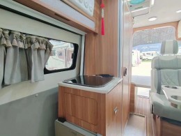 富日通房车 2020款福特全顺房车