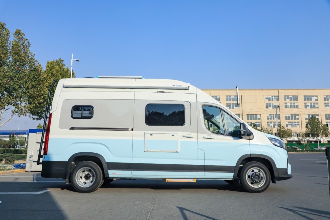 48V电路系统,独立续航可维持3天,宇通全新B311豪享版房车等你来发现!get?code=ZDA4OGRhZTEyZGYyZjQwMTFiZTA2YWRmYjllN2Q0YzUsMTY2NzAzNjIzMjg2Ng==