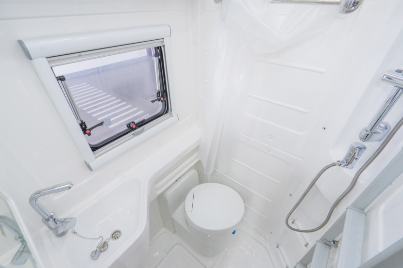 eeb7d6641c55cdbca0c2b6dc3ba48f57