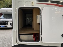 依维柯 22款戴德隆翠云游依维柯C型房车