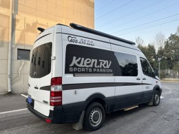 凯伦宾威 奔驰凌特