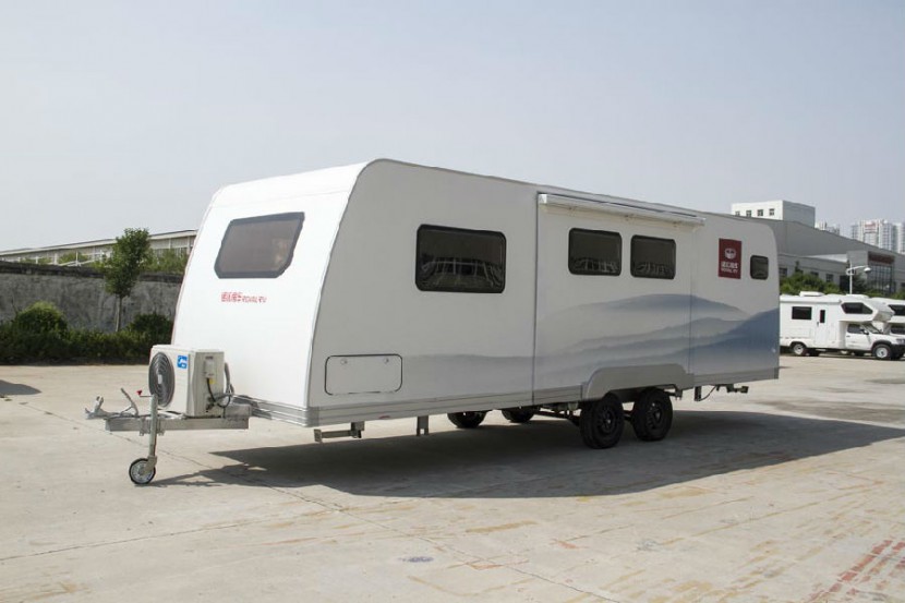郑州诺优房车9米拖挂营地版房车
