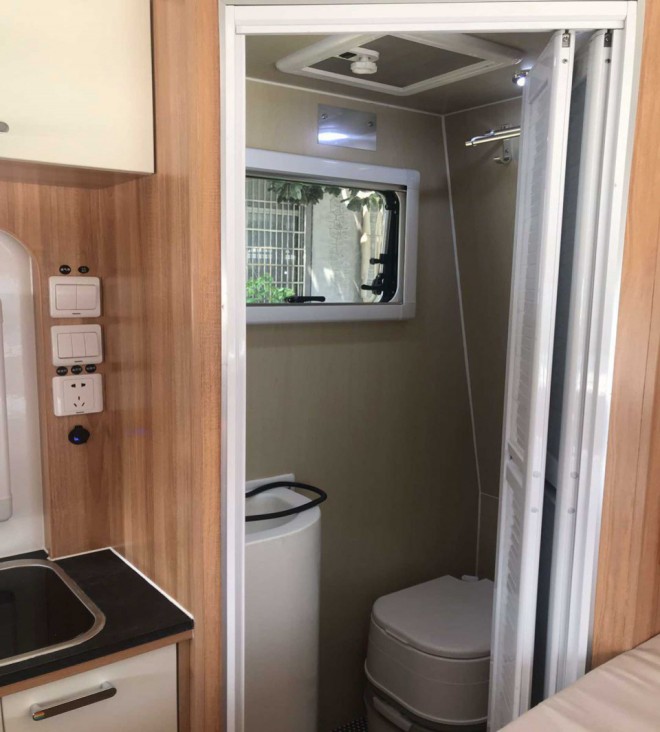 澳森拖挂房车——A型款cb77abd24d834701862fa040b4a03fc0