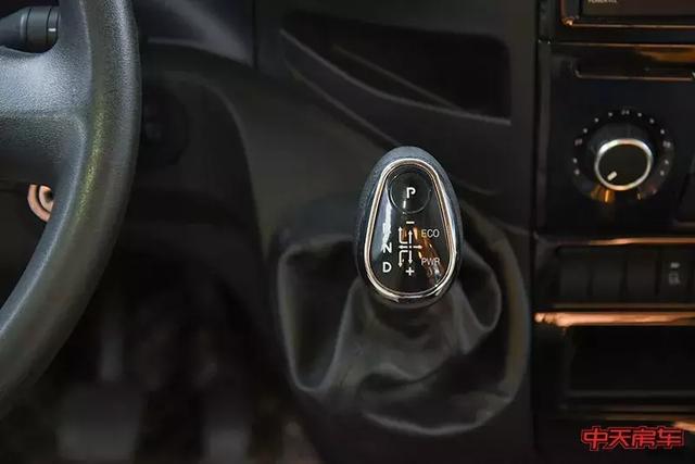 中天房车新季风——国产依维柯C型双扩展房车774dba2d100f4da48220edd8b9694c27