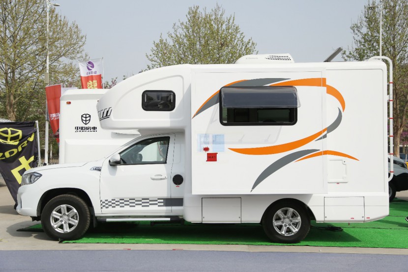 中道房车 大通T60 峻道 房车 （白色）34.8万元 图片4