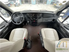 亚特房车 21款依维柯欧胜3.0T亚特C型房车