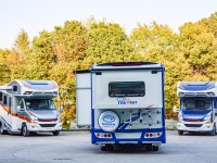 拓锐斯特2021款进口依维柯房车