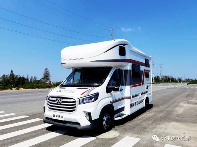 舜宇新款大通V90C型房邀您参加9月2日郑州房车展，游山戏水，以路为家！da7476f32da76e3321c07cbaf667a30c
