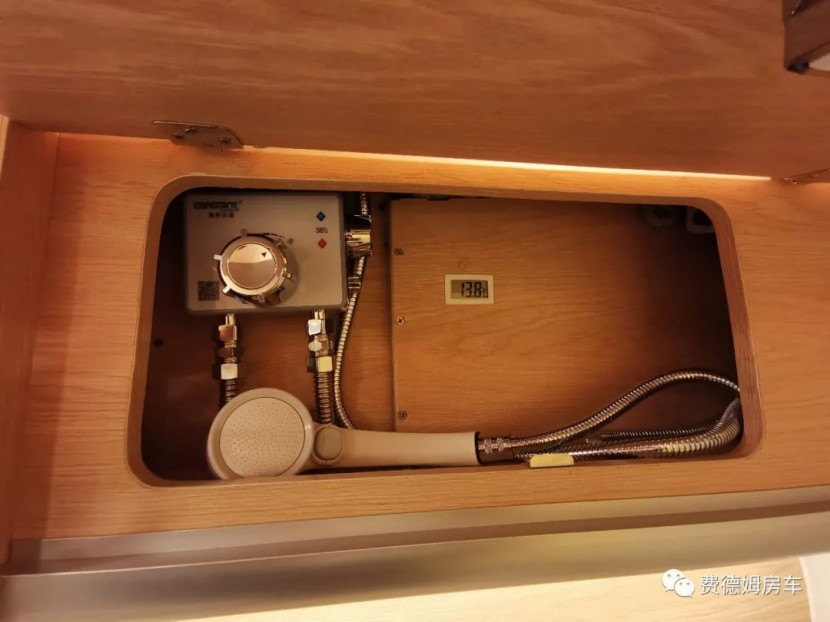 9月2日郑州房车展，费德姆F530B型房车，升级座驾，移动之家！7e552f4baf3f904e9c64da101c6df587